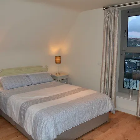 Apartment 3, Oakleigh House, Donnybrook Hill, Douglas *