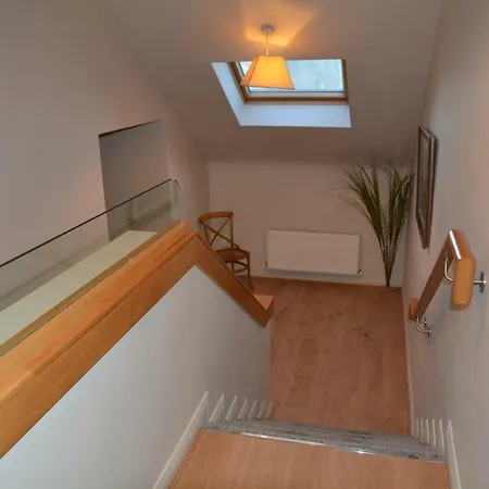 Lejlighed 3, Oakleigh House, Donnybrook Hill, Douglas Cork